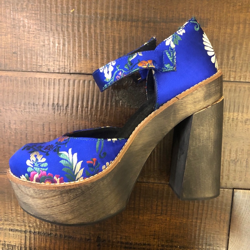 5 ⭐️ FAV BESTSELLER Free People Starlet Platforms - Picture 6 of 8